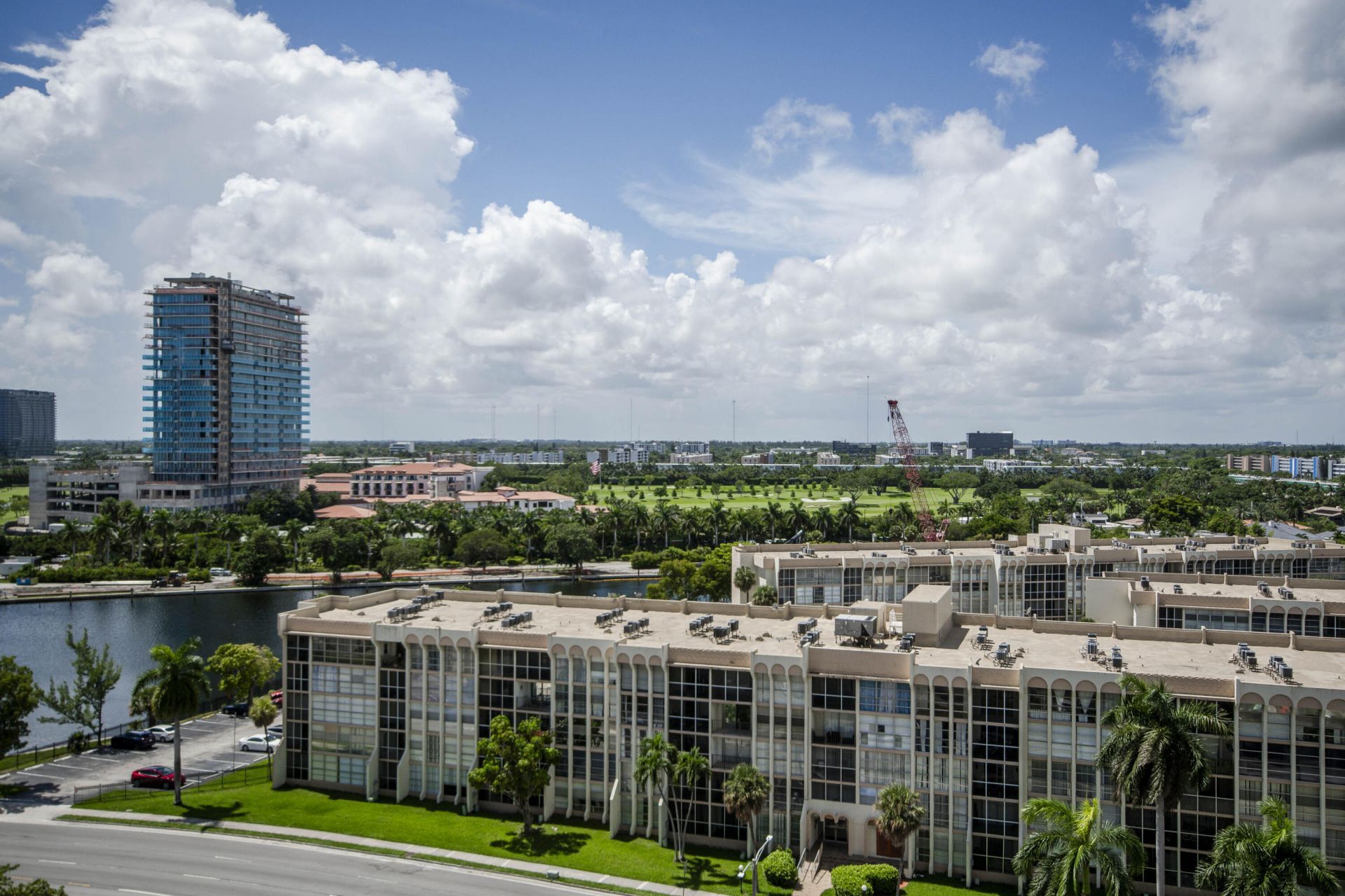 600 Three Islands Boulevard, Unit 1010, Hallandale Beach, FL 33009 Photo
