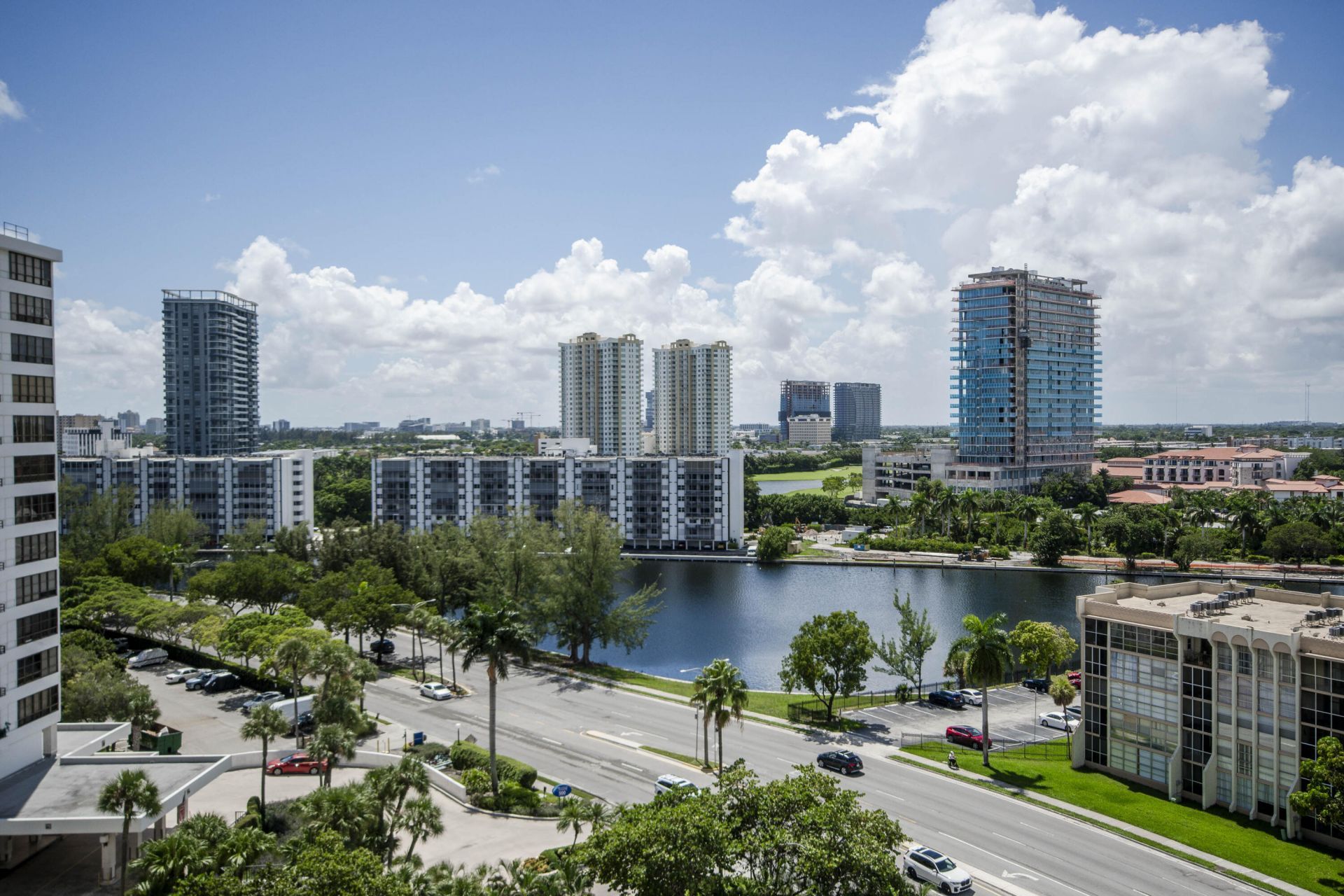 600 Three Islands Boulevard, Unit 1010, Hallandale Beach, FL 33009 Photo
