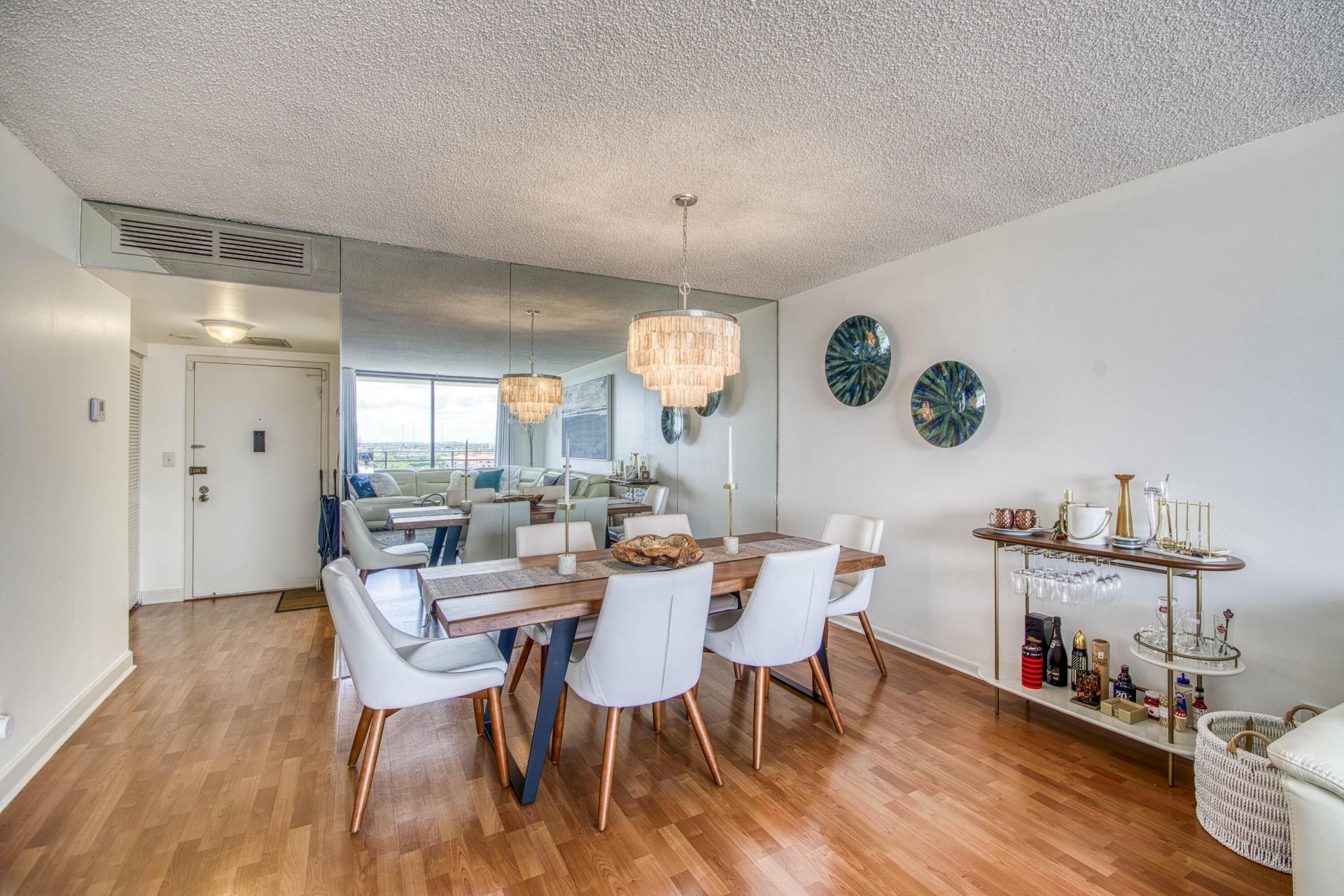 600 Three Islands Boulevard, Unit 1010, Hallandale Beach, FL 33009 Photo
