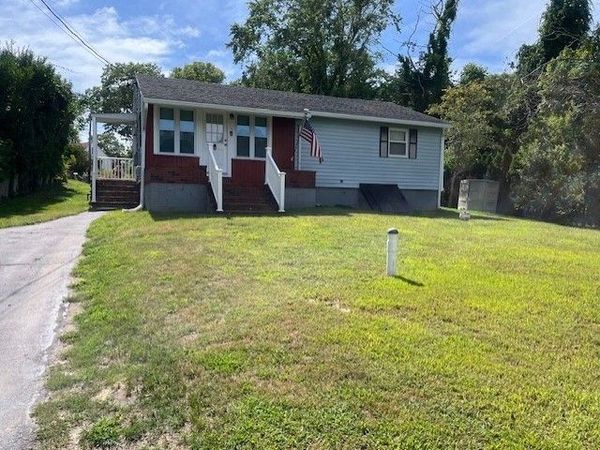 10 Halifax Rd, Unit 10, Plymouth, MA 02360