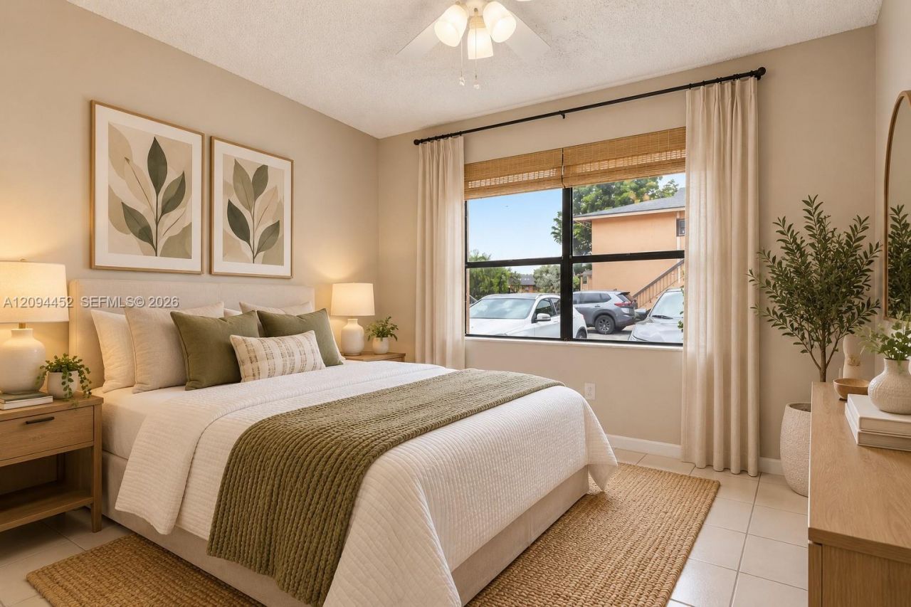 2655 W 67th Pl, Unit 14-13, Hialeah, FL 33016 Photo