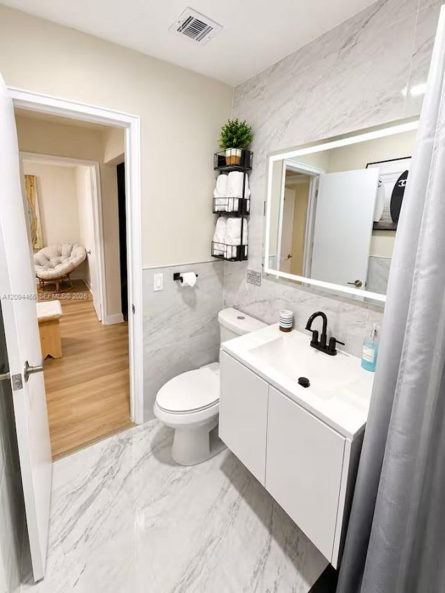 2634 Thomas St, Hollywood, FL 33020 Photo