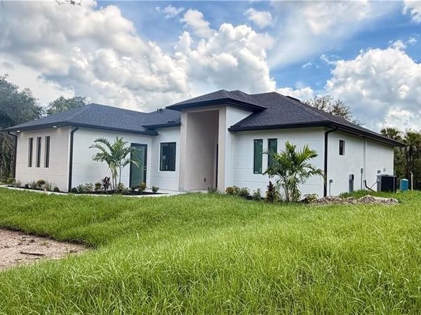 4238 28th AVE SE, NAPLES, FL 34117