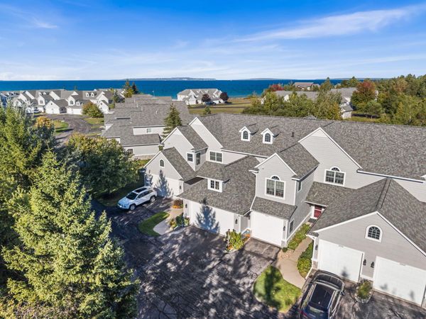 20534 Northern Lights Lane, Mackinaw City, MI 49701