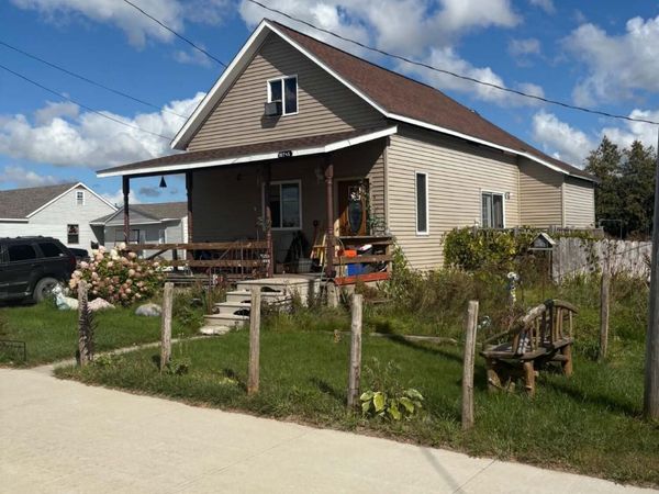 10705 Michigan Avenue, Posen, MI 49776