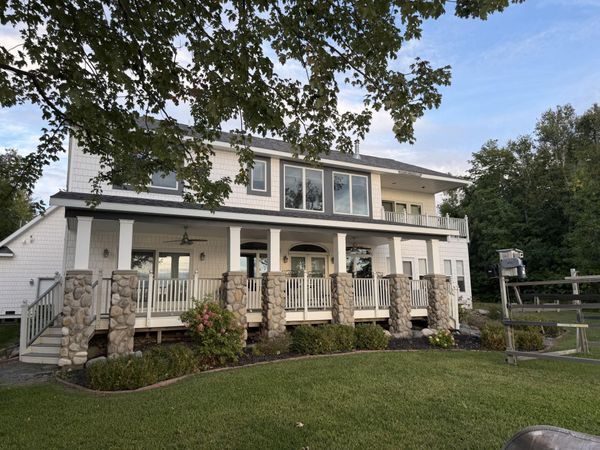 10234 Maple Street, Presque Isle, MI 49777