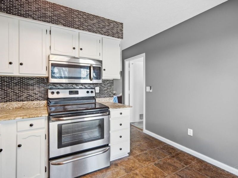 324 Conova Drive, Monroe, OH 45050 Photo 8