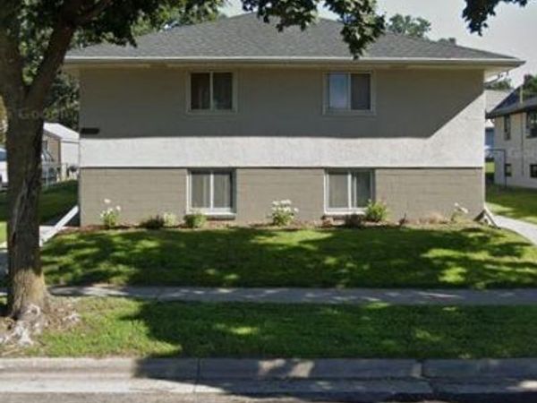 1715 Thomas Avenue , Saint Paul, MN 55104