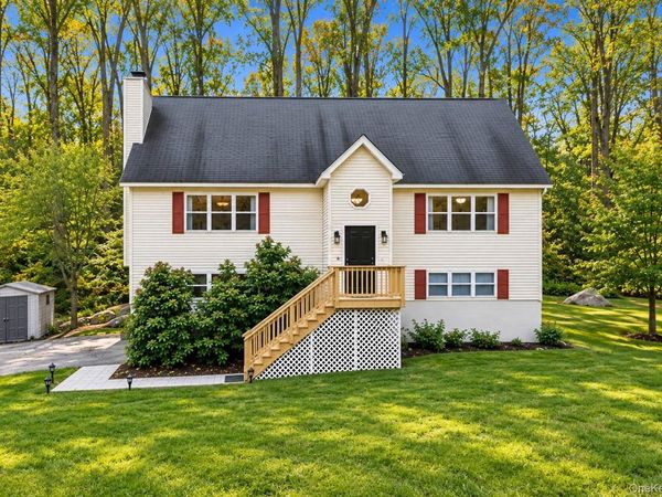 27 Cannon Road, Carmel, NY 10512