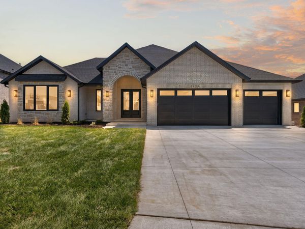 2050 N Silver Charm Avenue , Springfield, MO 65802