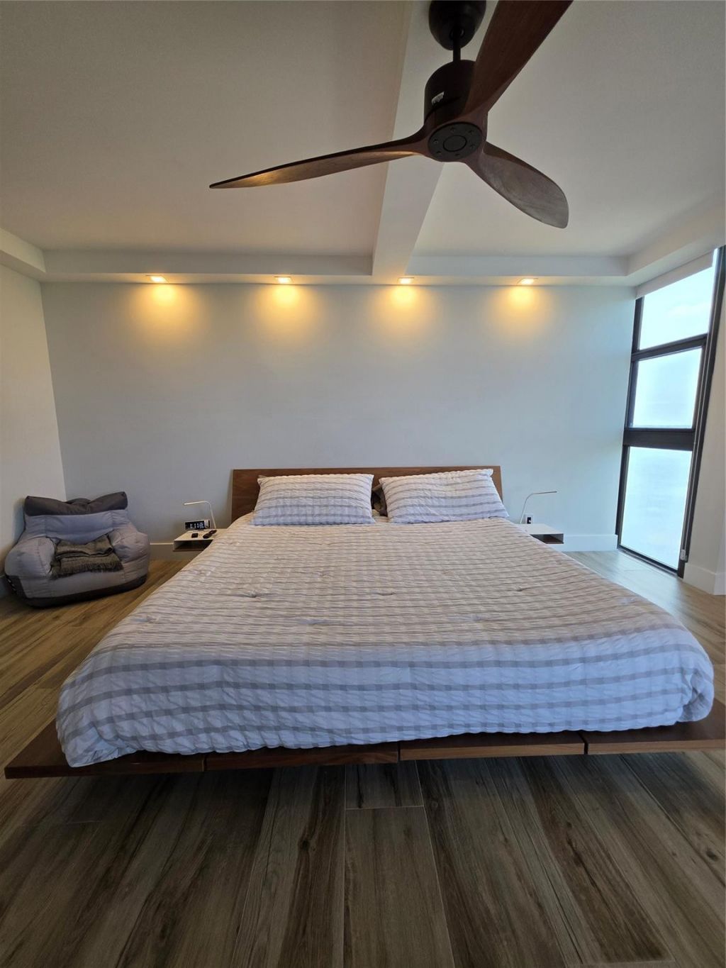 5550 N Ocean Drive, Unit 11C, Singer Island, FL 33404 Photo