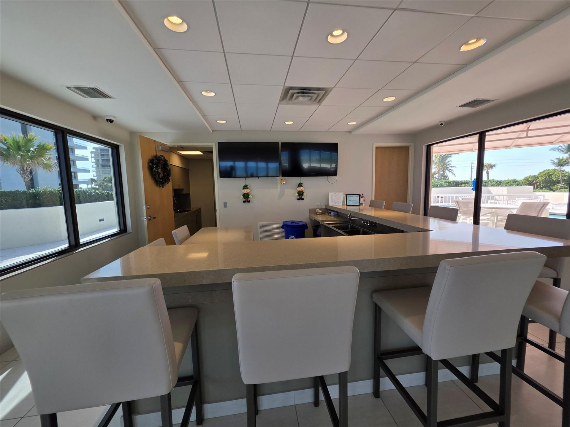 5550 N Ocean Drive, Unit 11C, Singer Island, FL 33404 Photo
