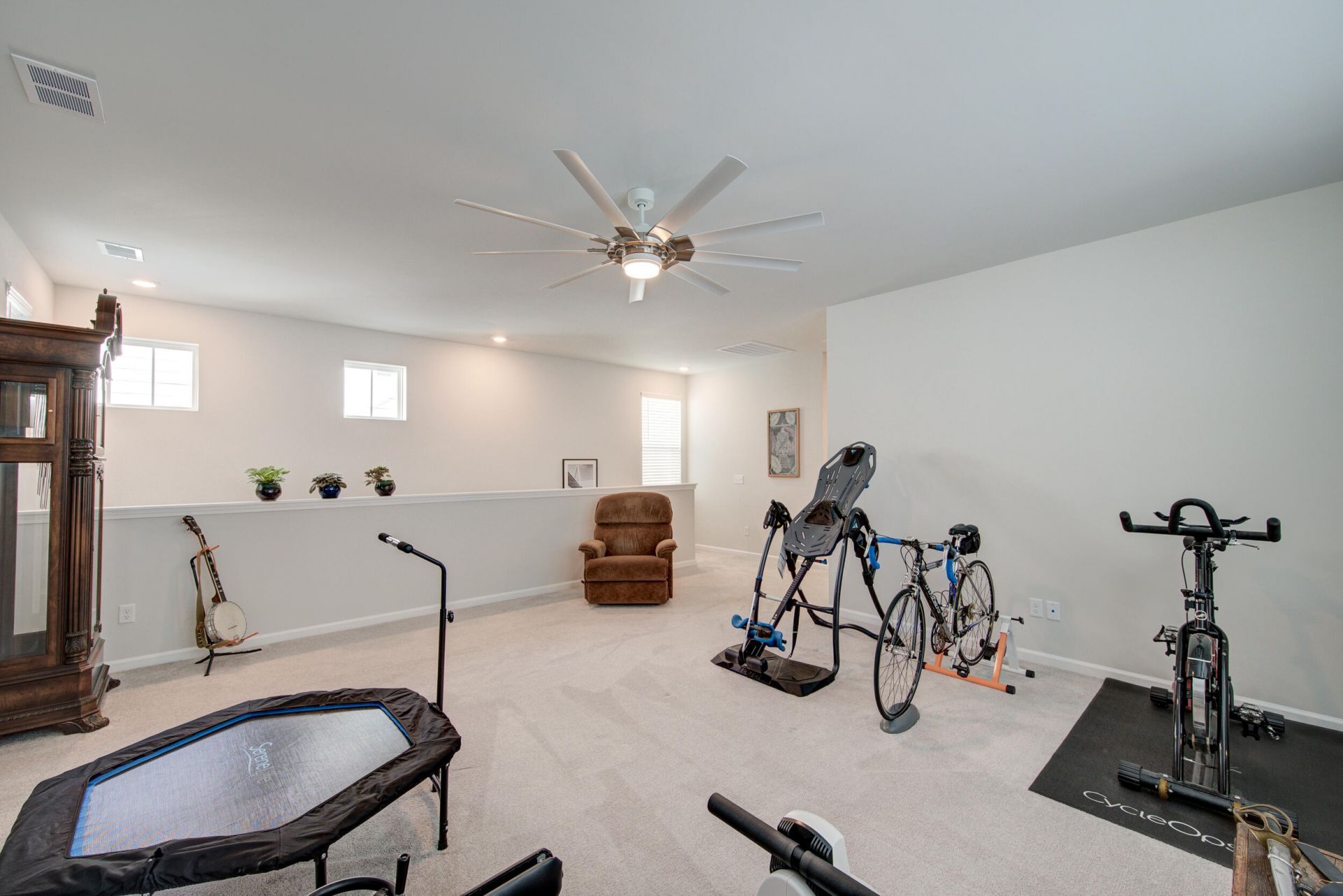 462 Woodgate Way Photo 20