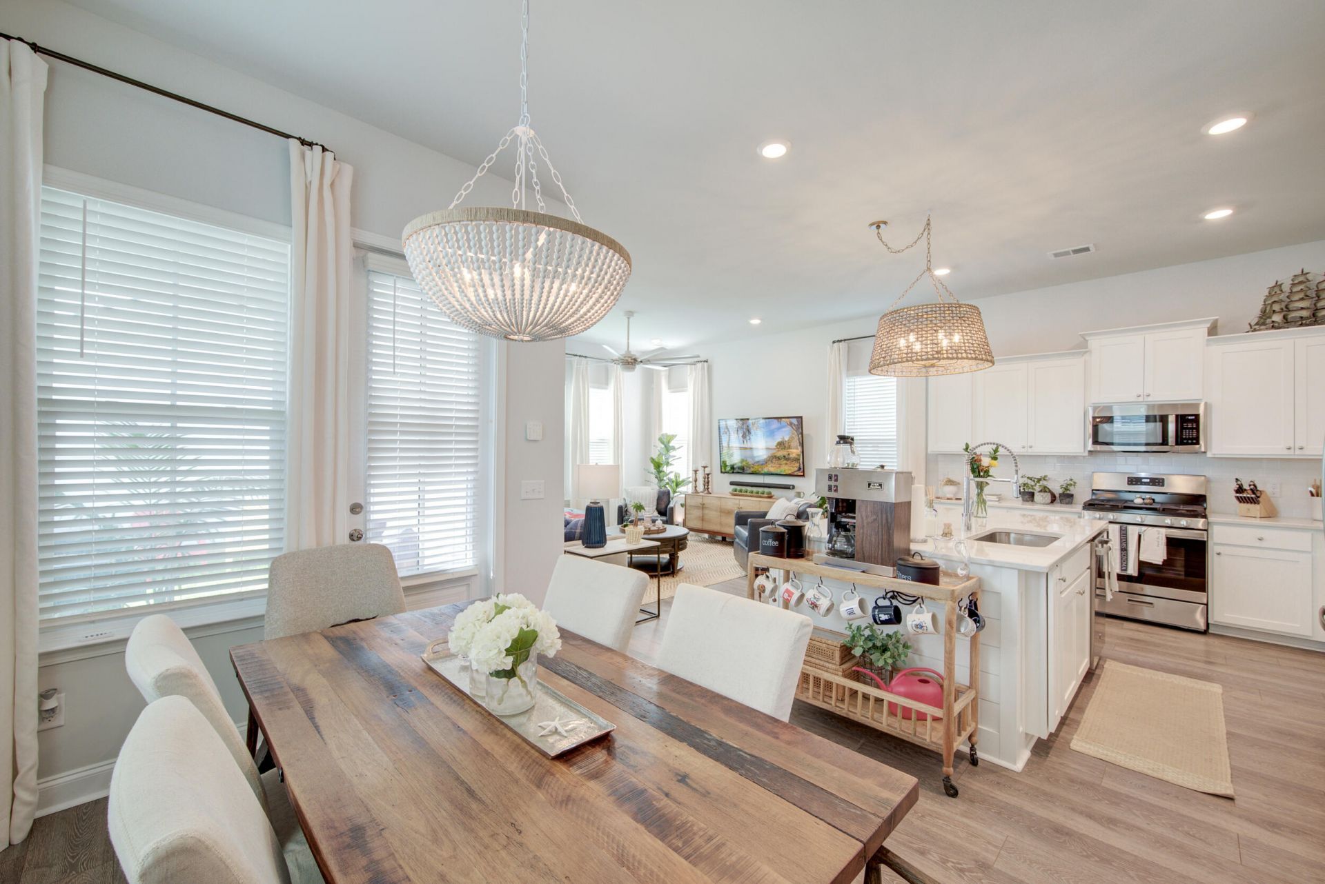 462 Woodgate Way Photo 33