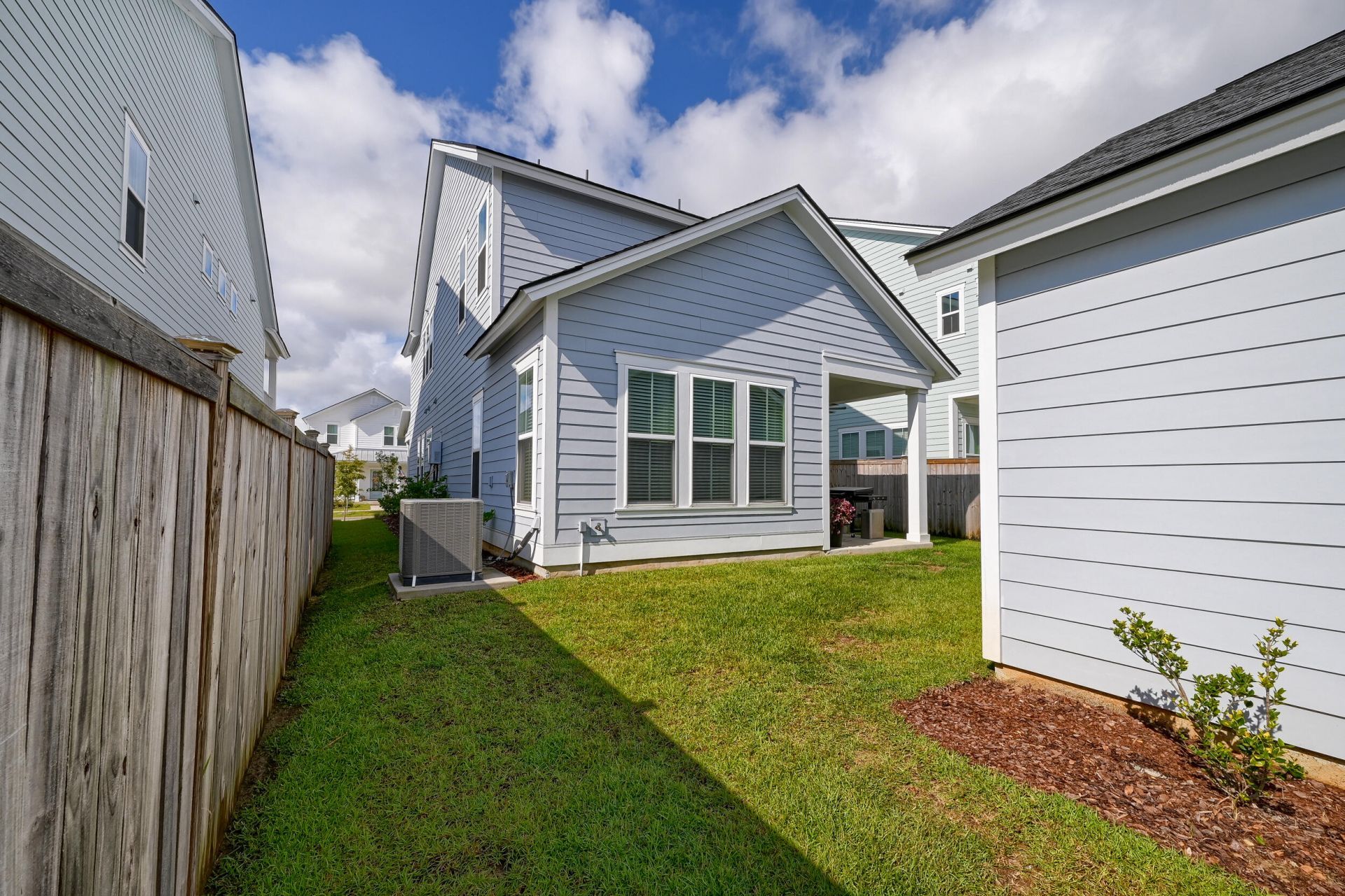 462 Woodgate Way Photo 41