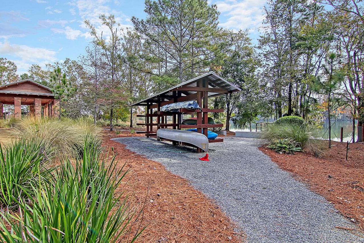 462 Woodgate Way Photo 56