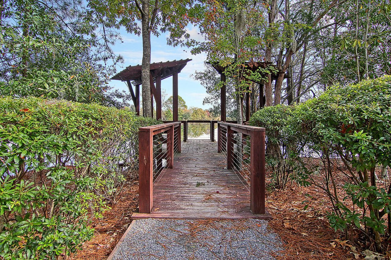 462 Woodgate Way Photo 58