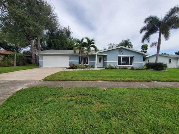 2138 GROVE PLACE , CLEARWATER, FL 33764