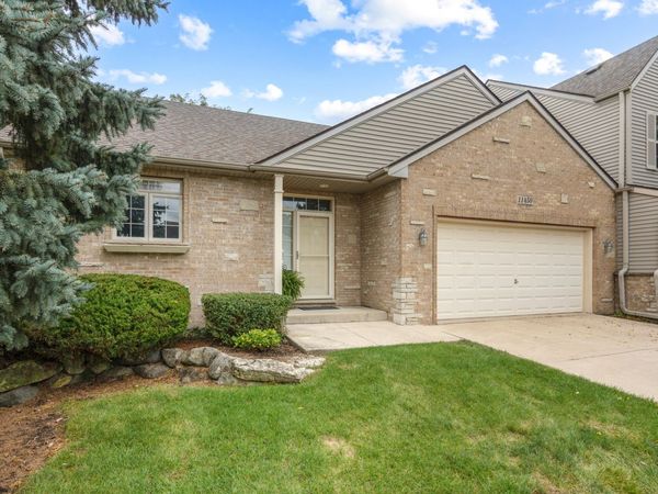 Huntley, IL 60142
