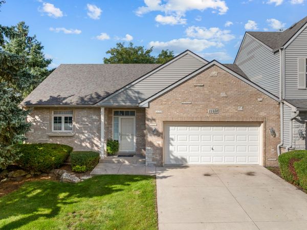 Huntley, IL 60142