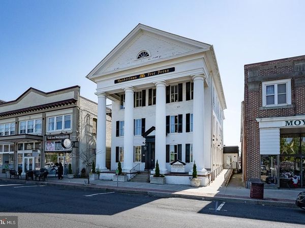 312 W BROAD STREET , QUAKERTOWN, PA 18951