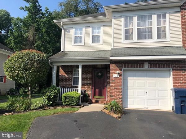172 FOUNTAYNE LANE, LAWRENCEVILLE, NJ 08648