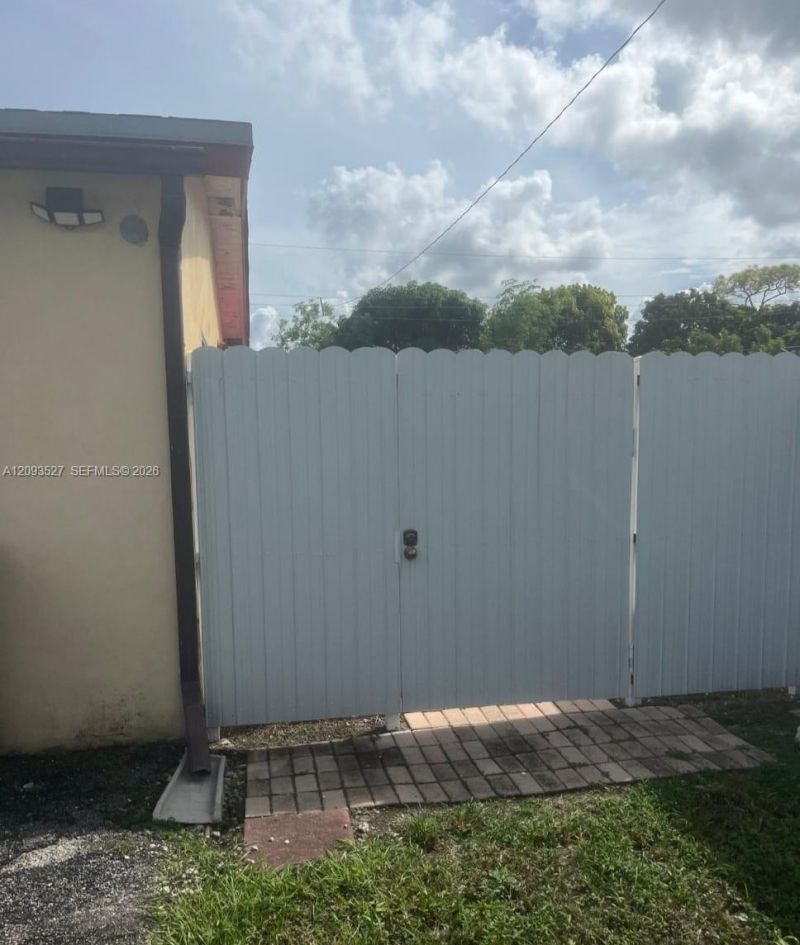 9650 SW 163rd St, Unit A, Miami, FL 33157 Photo