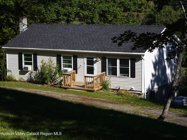 156 Gabriel Road, Hudson, NY 12534