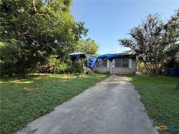 3210 Lake Travis Avenue , Killeen, TX 76543