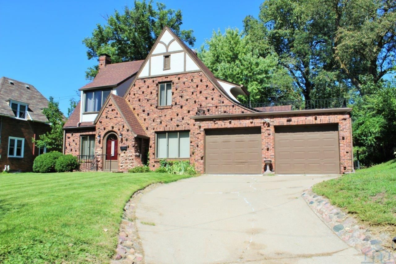 507 38TH ST Sioux City, IA 51104