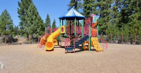 12220 Lookout Loop, Unit #F21-11, Truckee, CA 96161 Photo