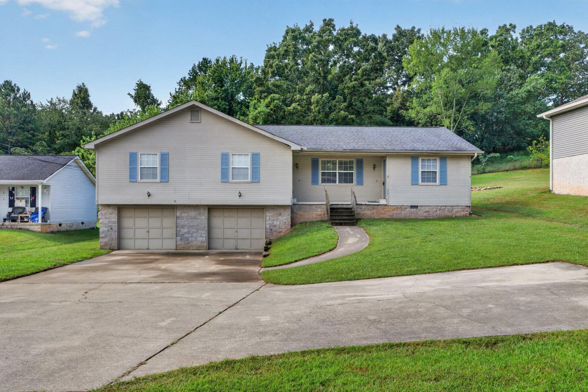 8683 Daisy Dallas Road, Hixson, TN 37343 Main Photo