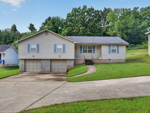 8683 Daisy Dallas Road, Hixson, TN 37343