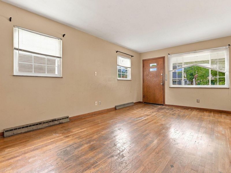 565 S Hampton Road , Columbus, OH 43213 Photo 11