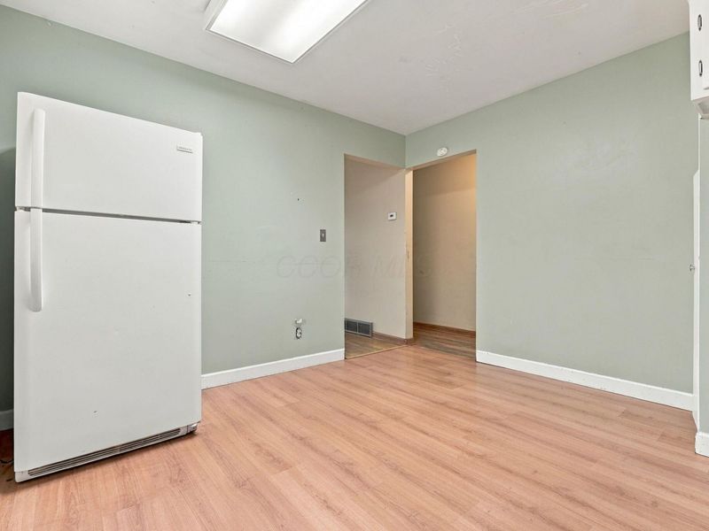 565 S Hampton Road , Columbus, OH 43213 Photo 14