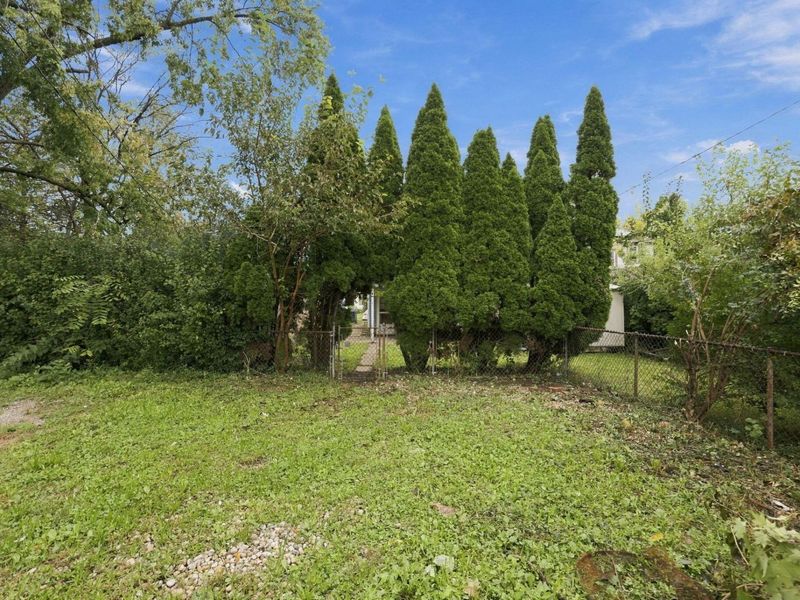 565 S Hampton Road , Columbus, OH 43213 Photo 39