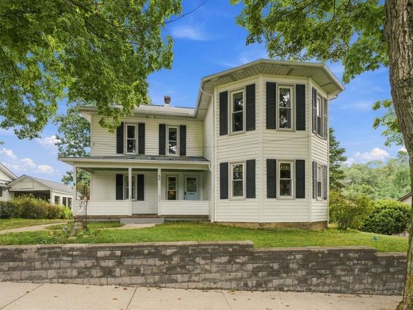 62 S Main , Marengo, OH 43334
