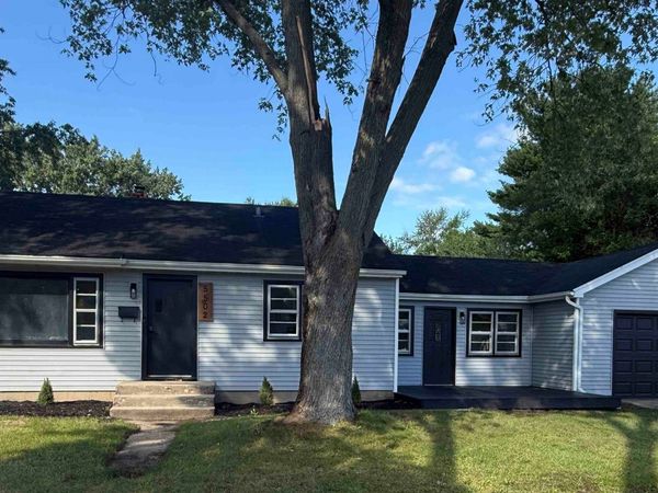 5502 Hollis Avenue, LOVES PARK, IL 61111