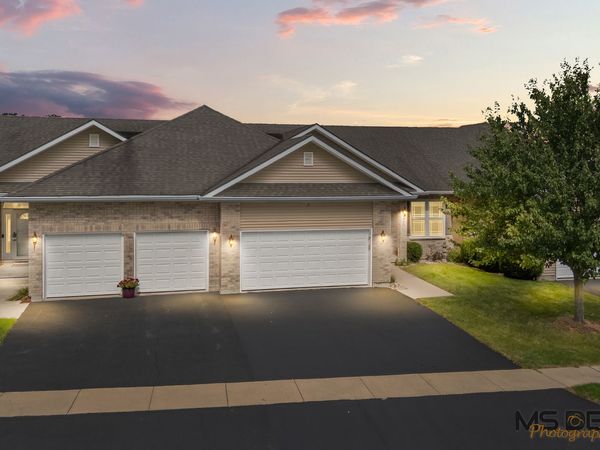 715 Winding Trail , Unit 4, Genoa, IL 60135