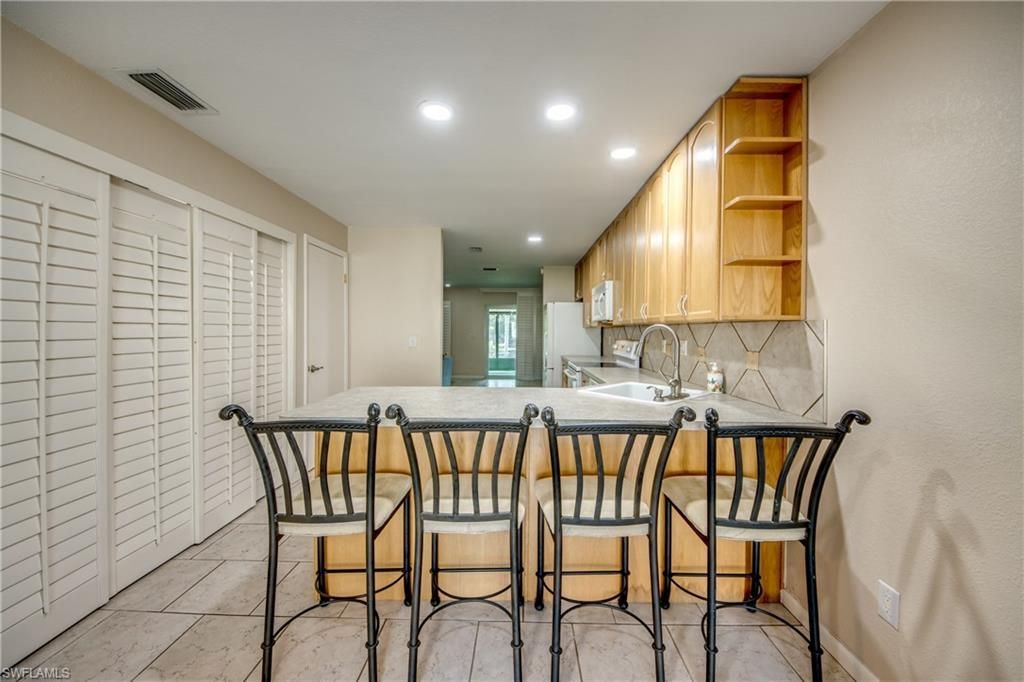 3130 Shorewood Ln, Unit 1, Fort Myers, FL 33907 Photo
