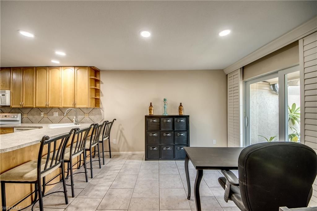 3130 Shorewood Ln, Unit 1, Fort Myers, FL 33907 Photo