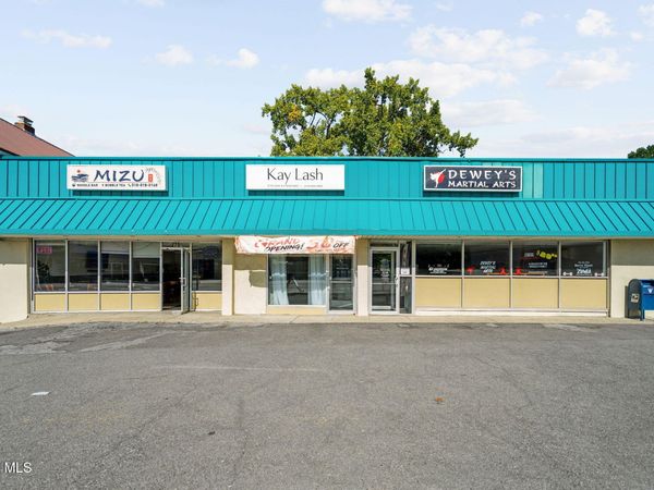175-179 Columbia Turnpike, Rensselaer, NY 12144