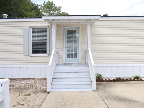 142 Offshore Dr., Murrells Inlet, SC 29576