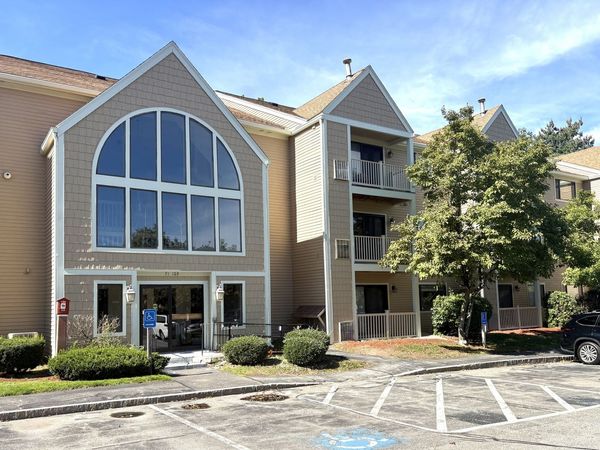 81 Hunters Run Place, Unit 81, Haverhill, MA 01832