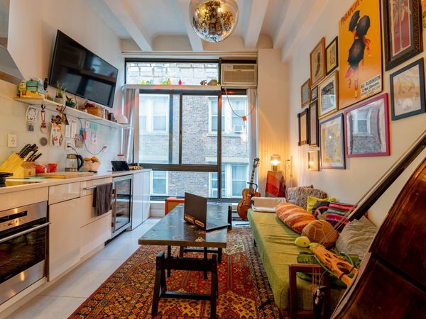 12 Stoneholm St, Unit 315, Boston, MA 02115