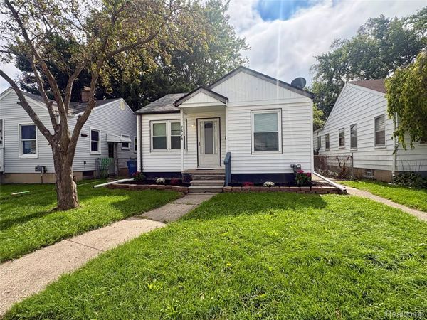 7574 Timken Avenue , Warren, Mi 48091