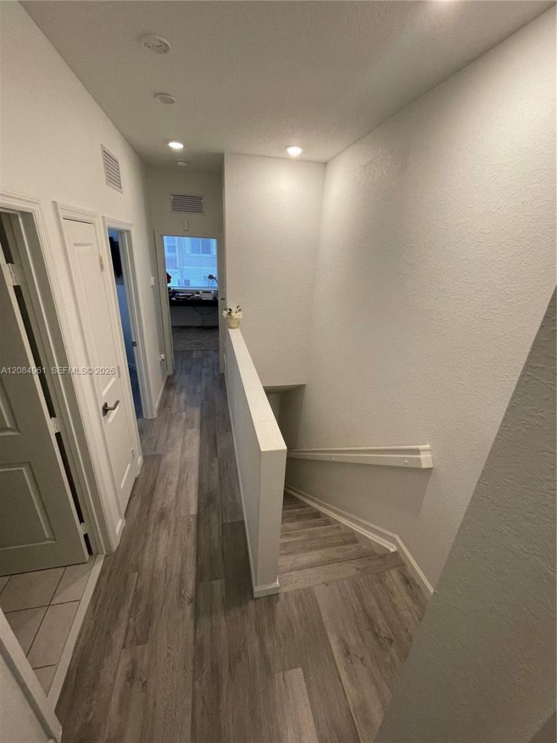 2823 NW 181st St, Miami Gardens, FL 33056 Photo