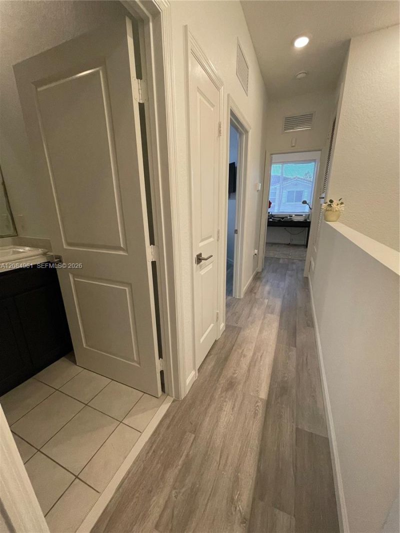 2823 NW 181st St, Miami Gardens, FL 33056 Photo