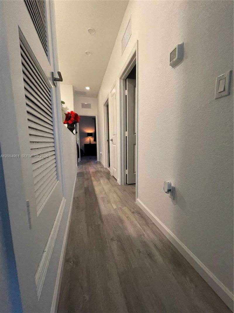 2823 NW 181st St, Miami Gardens, FL 33056 Photo