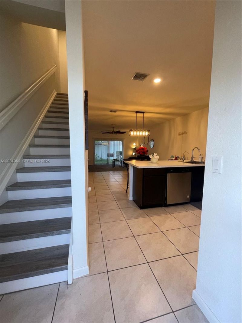 2823 NW 181st St, Miami Gardens, FL 33056 Photo